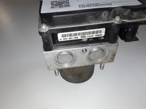 TOYOTA Verso-S NLP-12 (2010–2017) ABS Steuergerät 445400F050 - 2