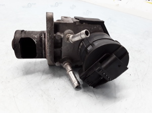  EGR valve 