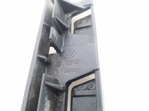 BMW 5 SERIES E60 (2003–2010) Front bumper bracket 7066227 - 3
