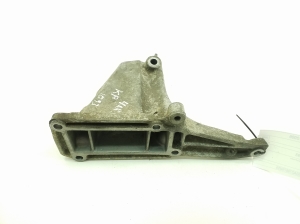 Mercedes Benz CL-Class 215 (1999–2006) Engine bracket A1132230204 - 3