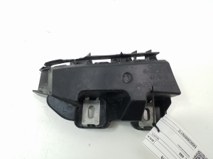  Rear bumper bracket 