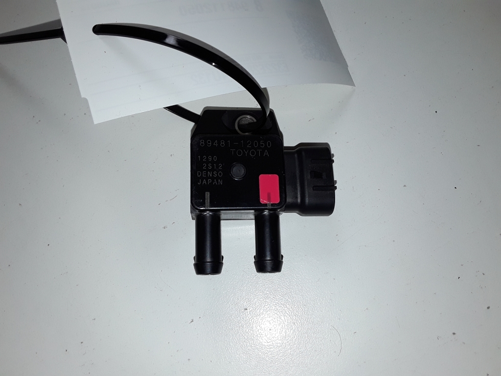 Used TOYOTA Hilux Solenoids 8948112050