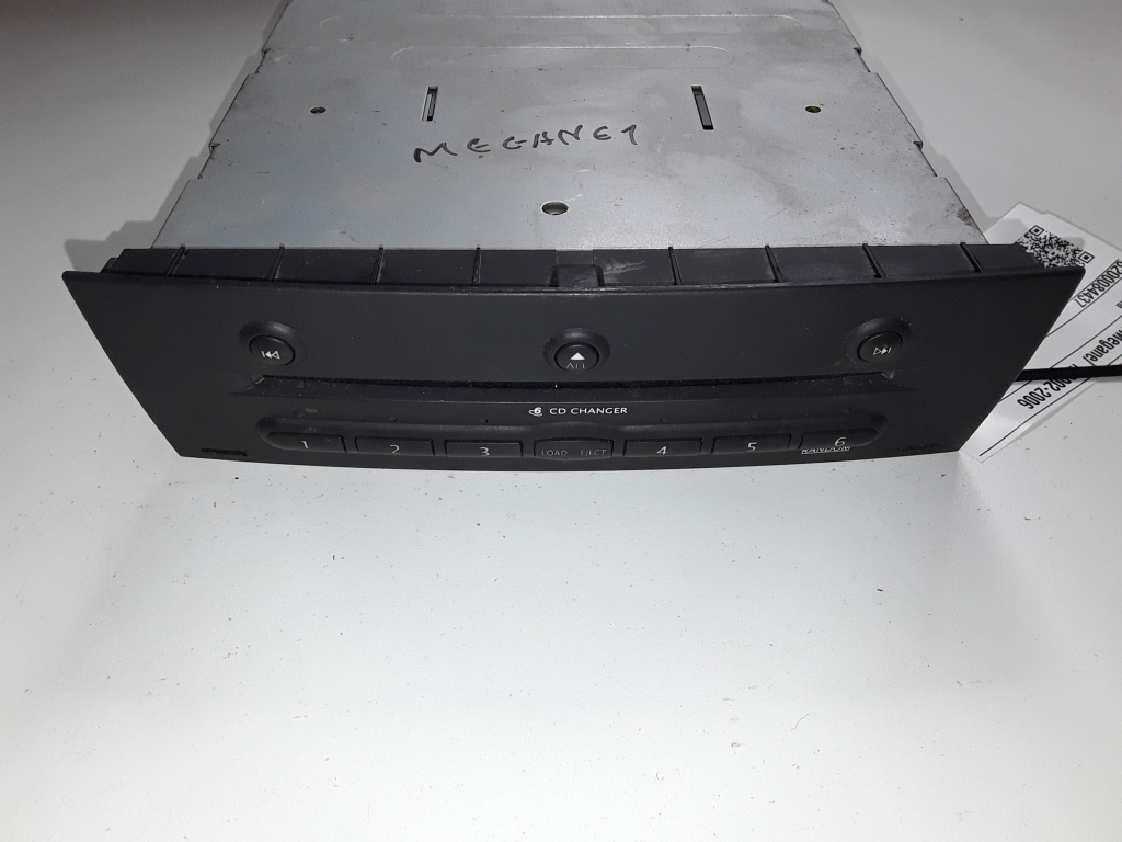 RENAULT Megane 2 generation (2002-2012) Hudební přehrávač s GPS 8200084437,020385,ALR02S96268 26304705