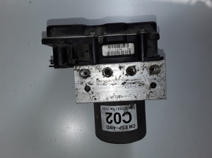 ABS Steuergerät - 589102B850