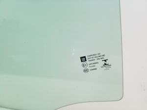  Glass rear side door 