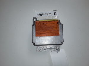 Airbagsteuergerät - 98820CC000