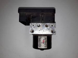 Mitsubishi Grandis (2003–2011) ABS Steuergerät 4670A078
