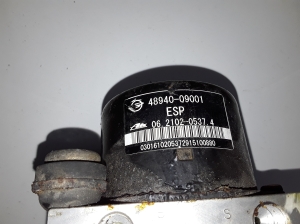 SsangYong Kyron (2005–2015) ABS unit 4894009001 - 3