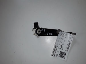Rear hub sensor - 5F0921
