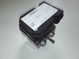 NISSAN X-Trail T30 (2001–2007) ABS Steuergerät 4824E0416 - 3