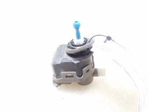 Headlight leveling motor - 26056AU300