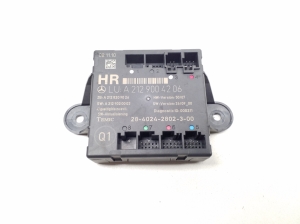   Rear side door control unit 