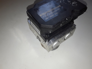 Hyundai ix35 (2009–2015) ABS unit 589202Y930 - 3