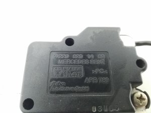 Mercedes Benz CL-Class 215 (1999–2006) Antenas pastiprinātājs A2208201489 - 2