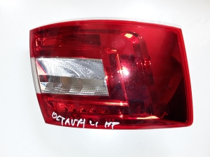  Rear corner lamp 