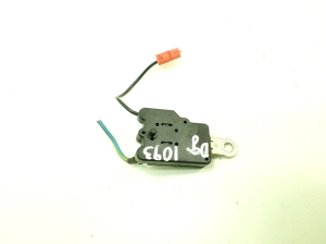 Mercedes Benz CL-Class 215 (1999–2006) Antenna amplifier A2208201489 - 2