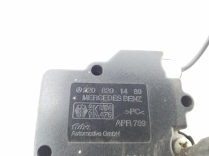 Mercedes Benz CL-Class 215 (1999–2006) Antenna amplifier A2208201489 - 3