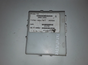NISSAN Pathfinder R51 (2005–2012) Comfort control module 98800EB300 - 2