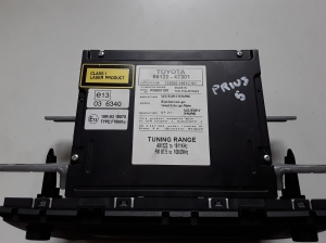 TOYOTA Prius W30/35 (2009–2015) Radio (head unit) 8612047301 - 3