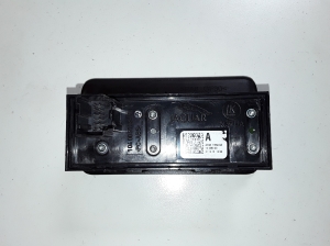 Jaguar XJ (2009–2026) Trunk opening switch AW9311654 - 3