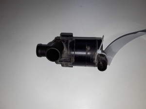 Volkswagen Touareg I (2002–2010) Auxiliary water pump 965561 - 3