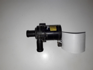 Auxiliary water pump - 965561
