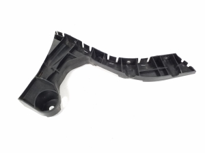  Rear bumper bracket 