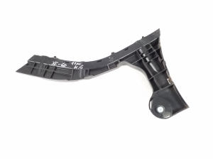  Rear bumper bracket 