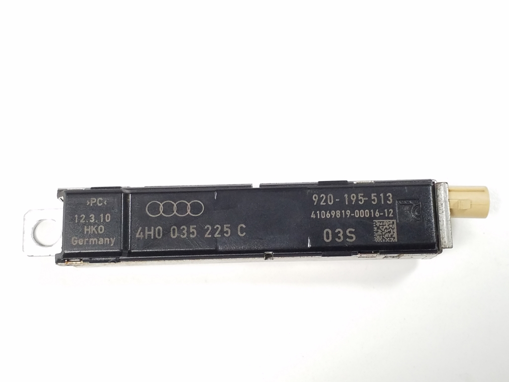 AUDI A8 D4/4H (2010-2018) Bootlid Antenna Amplifier 4H0035225C 21918681