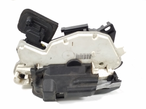 Volkswagen Golf VII (2012–2026) Front door lock 5K2837016D - 3