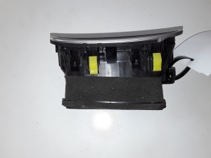 TOYOTA Prius W50 (2015–2020) Dashboard air vent grilles 5566047150 - 2