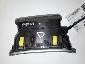 TOYOTA Prius W50 (2015–2020) Dashboard air vent grilles 5566047150 - 3