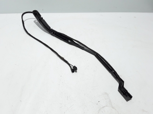  Windshield wiper blade 