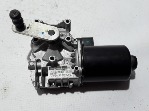  Windshield wiper motor 