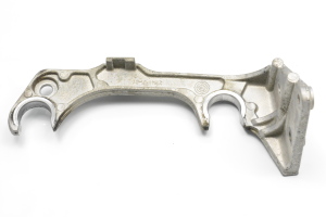 Mercedes Benz E-Class W212 (2009–2015) Luftfiltergehäusehalter A6510940127 - 4
