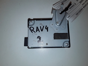 TOYOTA RAV 4 A4 (2012–2018) Module de commande 8976042030 - 4