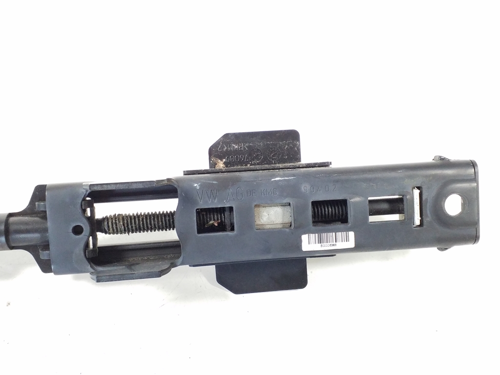 AUDI A8 D4/4H (2010-2018) Front Right Seat Belt Height Adjuster 4H0857833 21919004