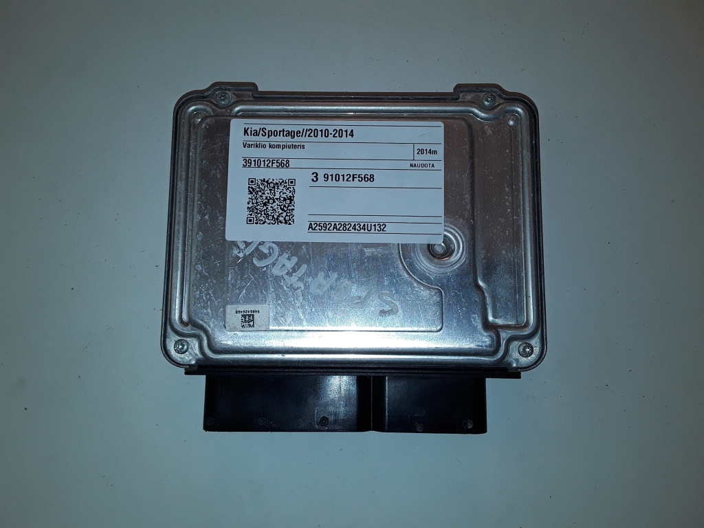 Kia Sportage (2010–2016) Engine control unit 391012F568