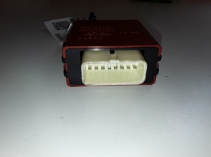 TOYOTA Yaris (2011–2020) Vadības bloks 8597052040 - 2