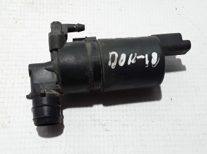   Front windshield washer pump  - 286203634R 