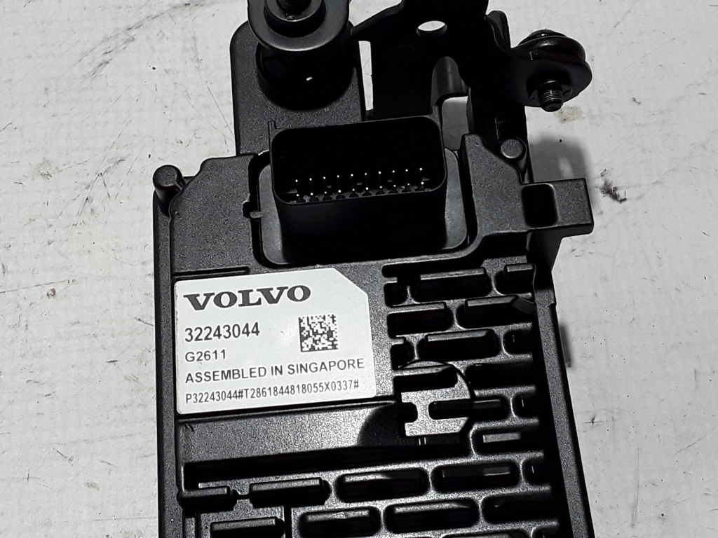 VOLVO XC60 2 generation (2017-2024) Камера передняя 32243044 22407473