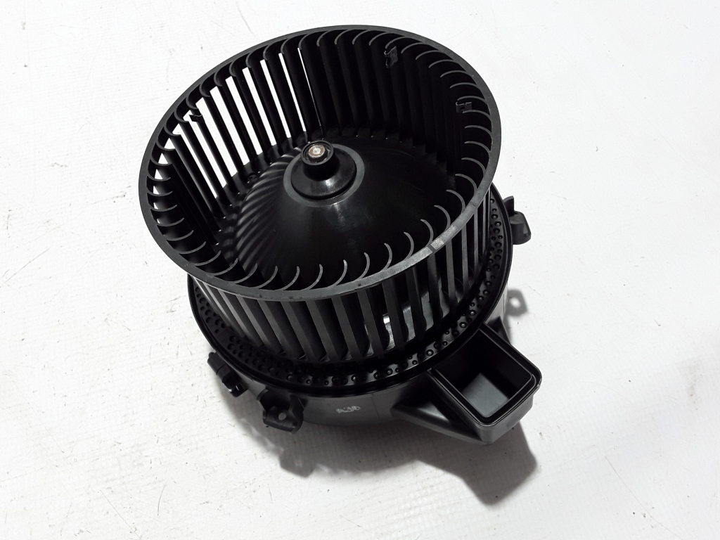 VOLVO XC60 2 generation (2017-2024) Heater Blower Fan 31497373 22407413