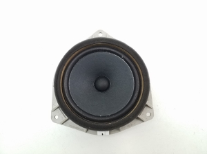  Rear side door speaker 