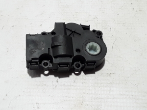 VOLVO XC60 (2017–2026) Stellmotor Heizungsklappe 410478280 - 3