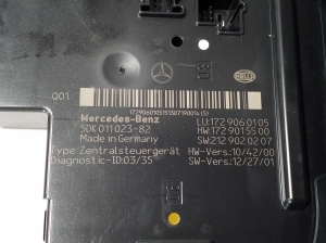 Mercedes Benz SLK-Class 172 (2011–2026) Fuse box in the trunk A1729060105 - 3