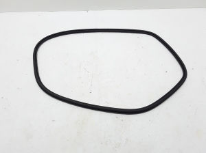   Rear side door sealing rubber 