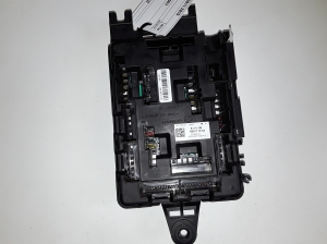 BMW 3 SERIES F30 (2011–2018) Kaitsmekarp salongis 926111003 - 2