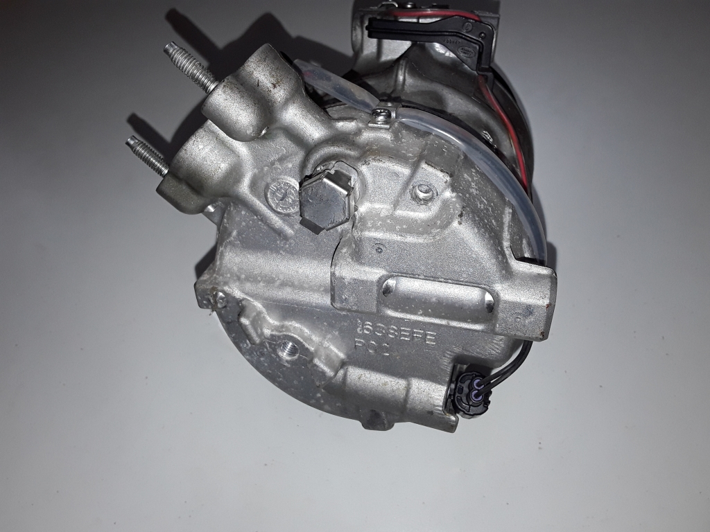 Used Jaguar XE Air conditioner compressor CPLA19D629BE