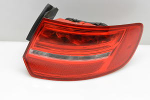  Rear corner lamp 