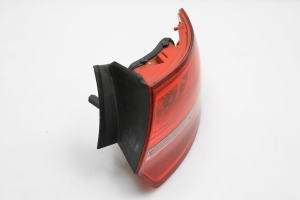  Rear corner lamp 